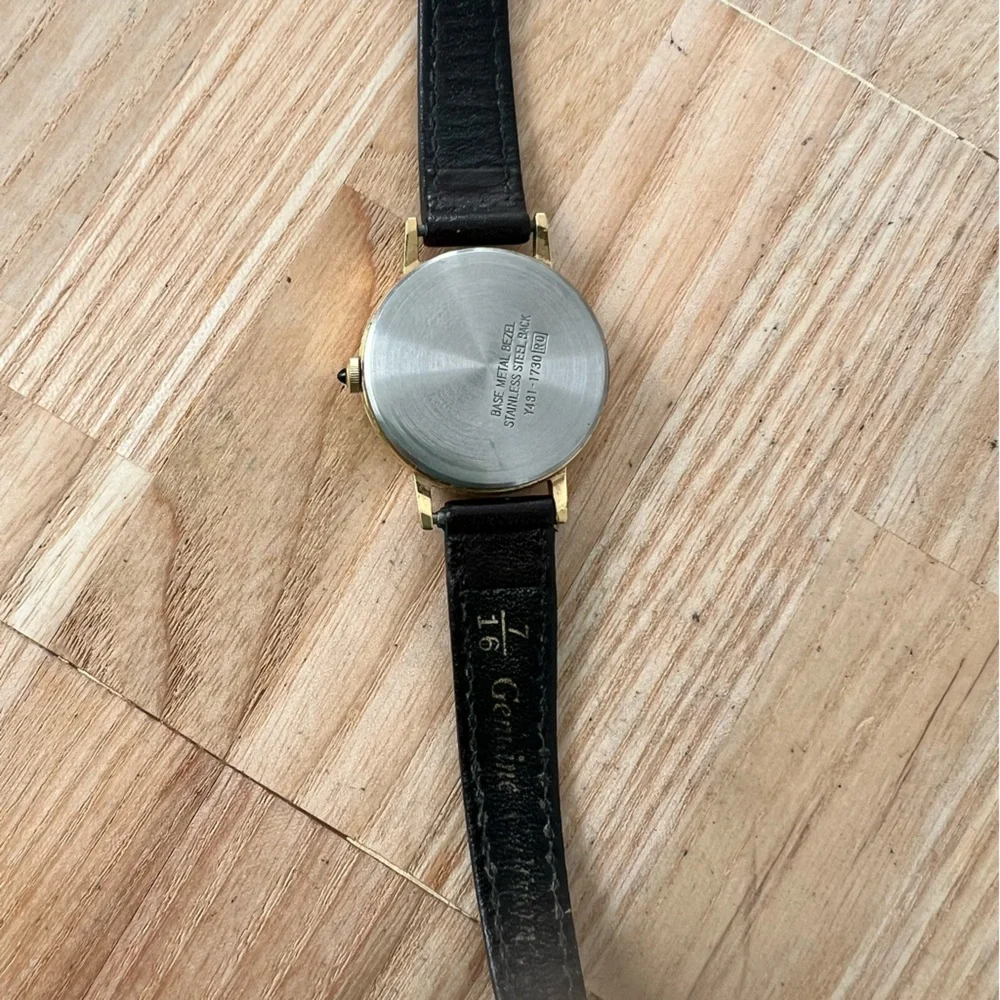 Lorus Disney Mickey Mouse gold tone dress watch NEW BATTERY